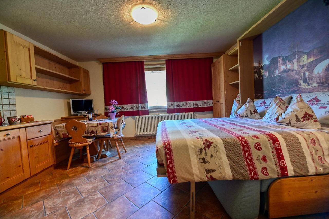 Casa Caste Villa บอร์มิโอ ภายนอก รูปภาพ